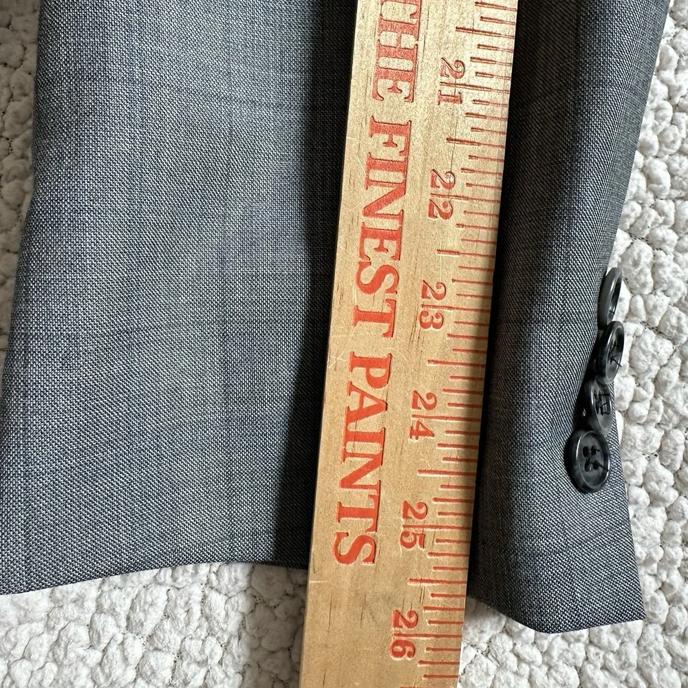 Jack Victor Elite Norway Men's Size 46R Wool Blazer Gray Check Sport Coat Canada